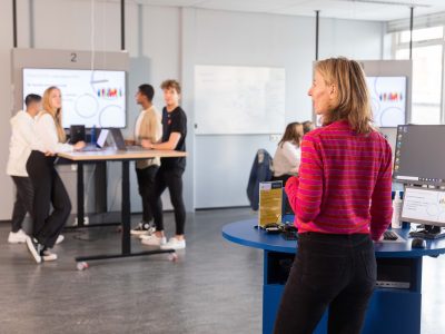 Professor and students at the CHARM-EU hybrid classroom in Utrecht Unviersity