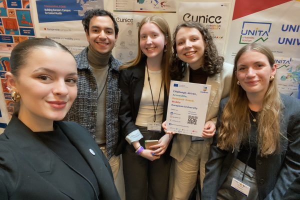 Students at ESA